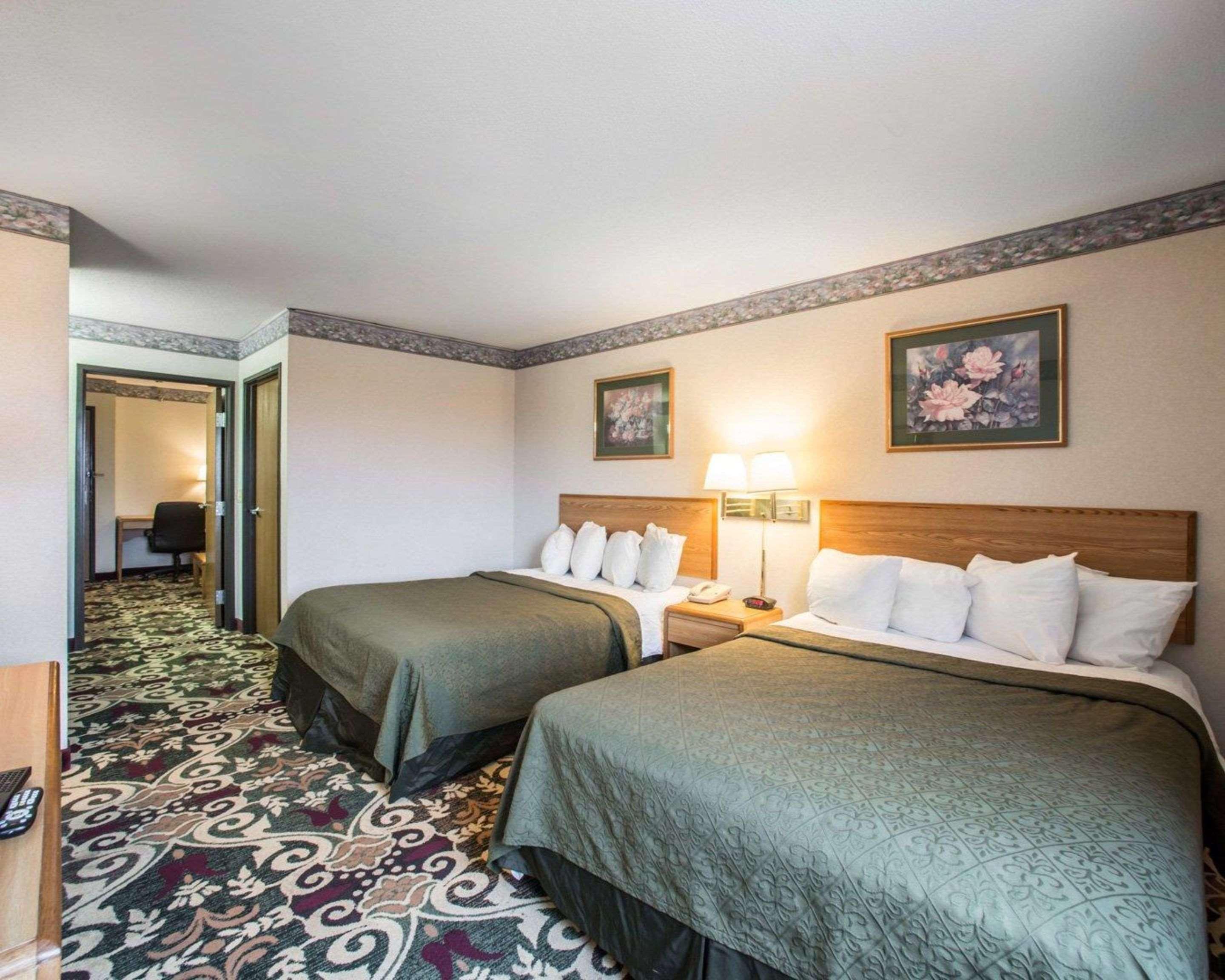 Quality Inn & Suites Caseyville - St Louis Eksteriør bilde