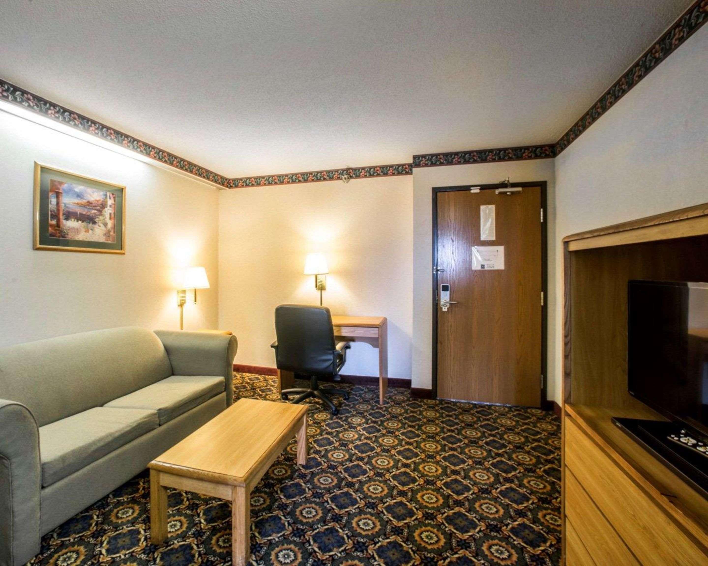 Quality Inn & Suites Caseyville - St Louis Eksteriør bilde
