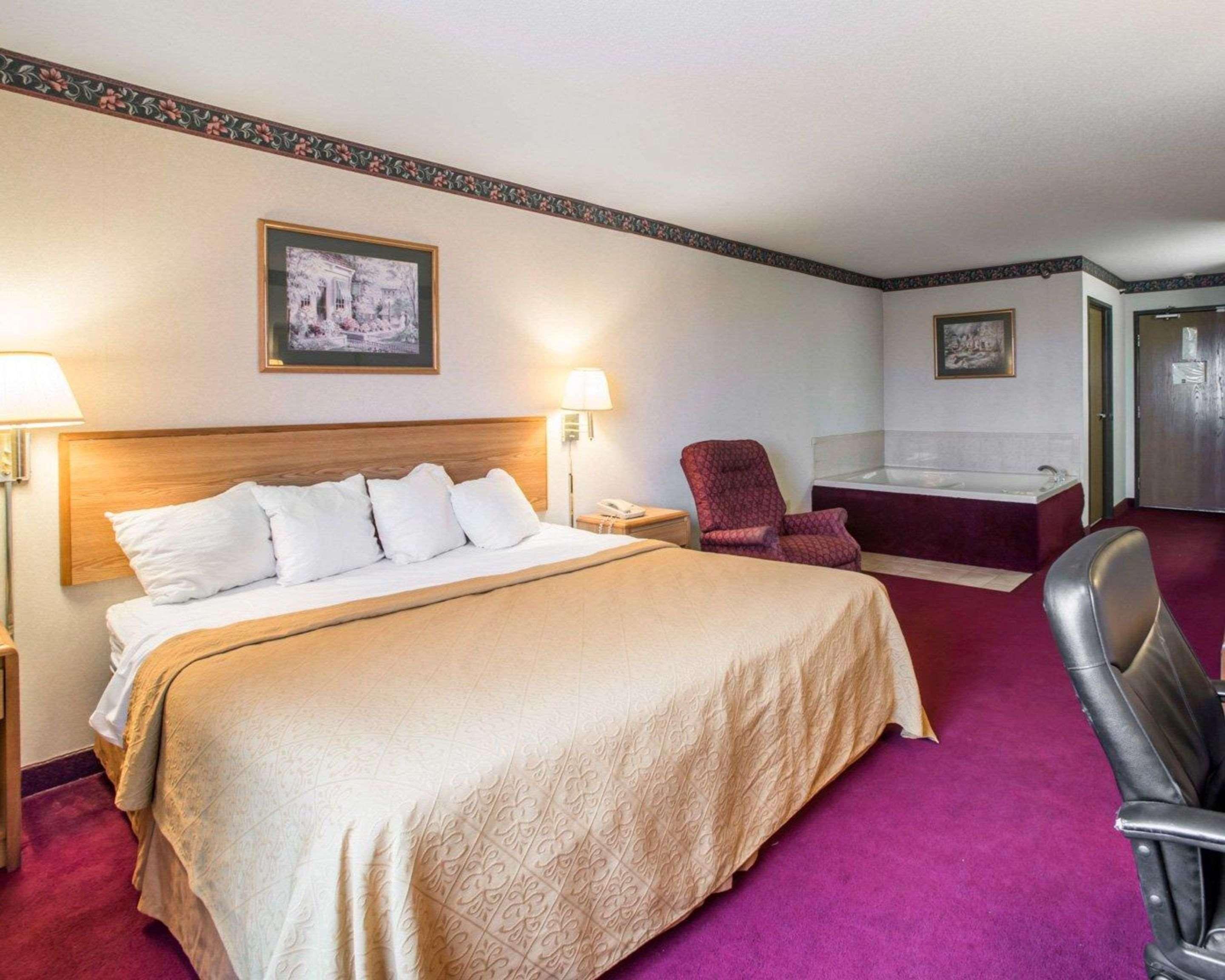 Quality Inn & Suites Caseyville - St Louis Eksteriør bilde