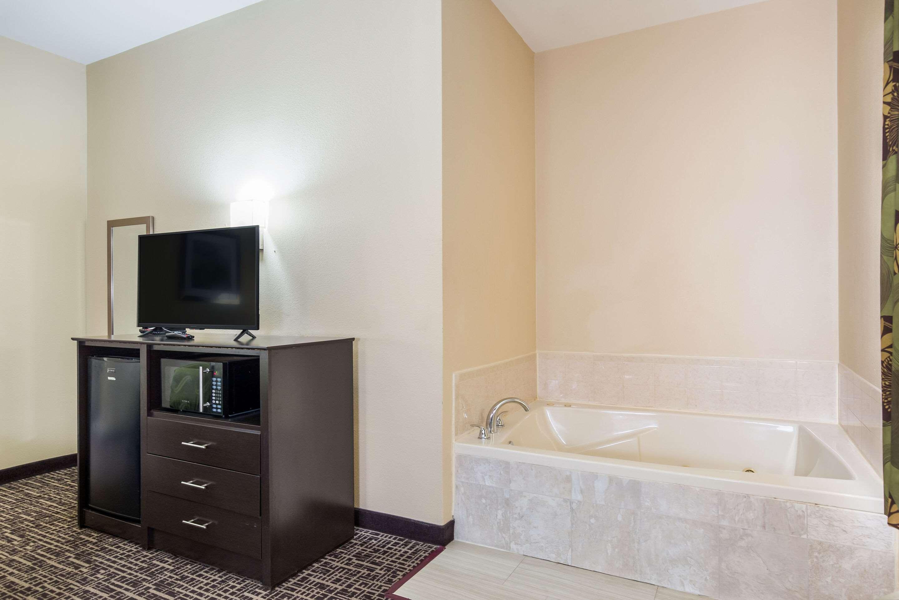 Quality Inn & Suites Caseyville - St Louis Eksteriør bilde